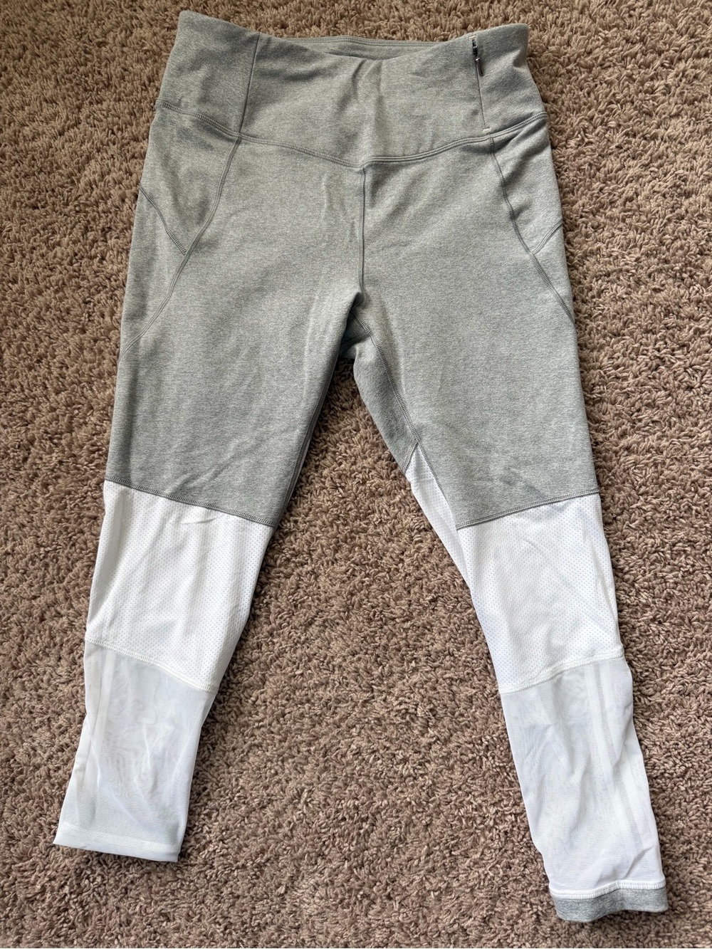 CALIA by Carrie Underwood Grey and White Colorblock Leggings
